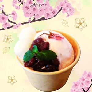 【木かげのカフェ】 桜アイス